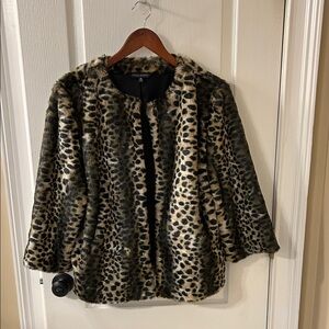 Ming Wang Leopard Print Teddy Jacket